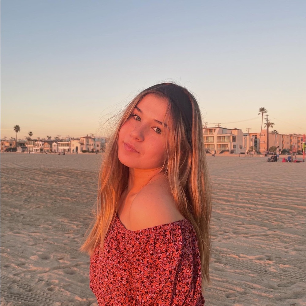 Meet your Posher, Abby